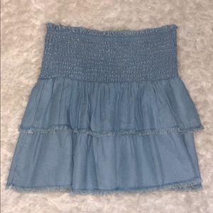 American Eagle smocked skirt
